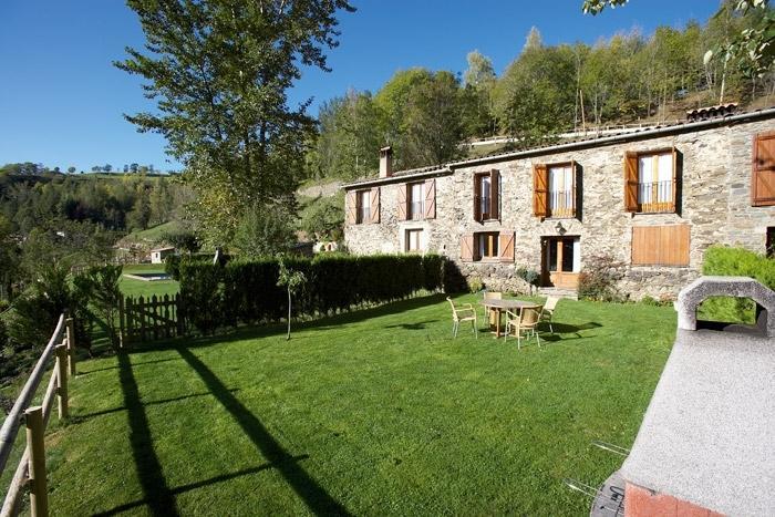 Apartamentos Rurales Les Barnedes Molló Exterior foto